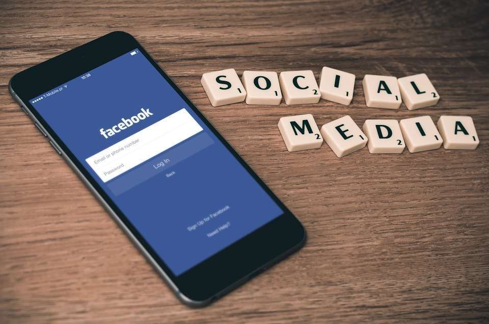 Promote Your Business With Facebook Marketing